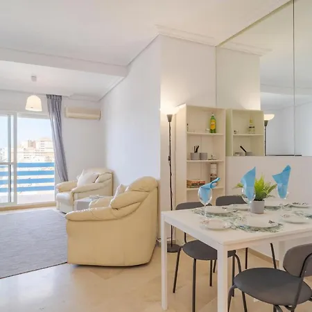 Apartment 2 Bedroom Awesome In Estepona