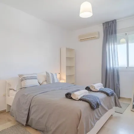2 Bedroom Awesome In Estepona